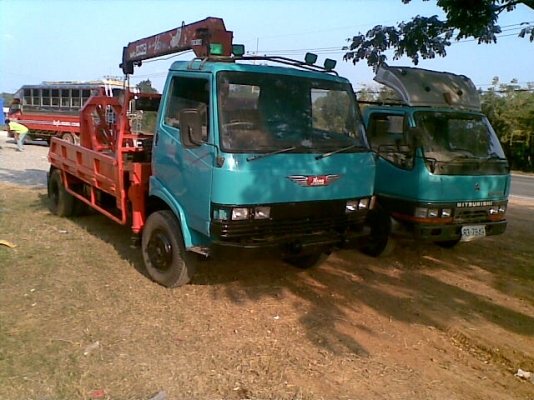 รถยกลากจูงพร้อมเครนยูนิค 3.50