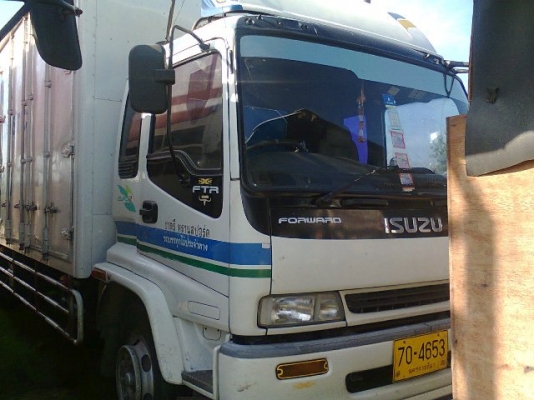 ขายรถบรรทุก 6 ล้อตู้แห้ง 10 บาน อีซูซุ เดก้า ยูโร2 ใบไม้ ห้างแท้