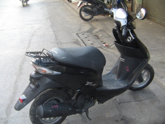 ขาย Honda Dio 50cc 4จังหวะ ประกอบใหม่นำเข้าญี่ปุ่น สภาพสวยเครื่องดี ราคา 15,500 ขาย Honda Dio 50cc 4จังหวะ ประกอบใหม่นำเข้าญี่ปุ่น สภาพสวยเครื่องดี ราคา 15,500