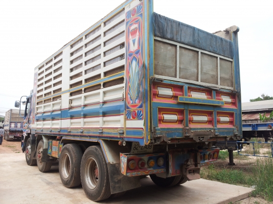 ขาย ISUZU 300Hp ปี 53 ด๊ม(ตัวเดี่ยว)คอกเกษตร สนใจโทร หญิงแป้ง 080-7253793