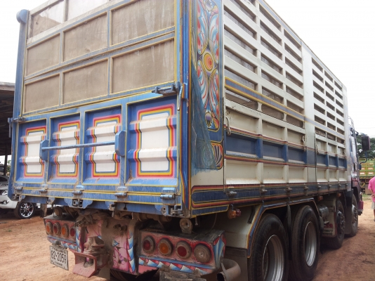 ขาย ISUZU 300Hp ปี 53 ด๊ม(ตัวเดี่ยว)คอกเกษตร สนใจโทร หญิงแป้ง 080-7253793