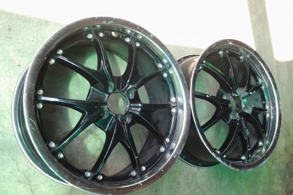 ล้อขอบ 17 คู่เดี่ยว สภาพสวย ล้อขอบ 17 คู่เดี่ยว สภาพสวย