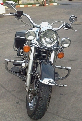 ขาย Harley Davidson รุ่น Roadking(100ปี) ปี 2003 สนใจติดต่อ คุณนพ: 081-805-5188