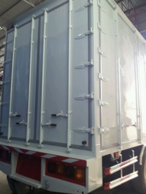 จำหน่ายและติดตั้งตู้ 10 บาน ไม่มีเสากลาง ของใหม่ พร้อมติดตั้งไม่ต้องรอ จำหน่ายและติดตั้งตู้ 10 บาน ไม่มีเสากลาง ของใหม่ พร้อมติดตั้งไม่ต้องรอ