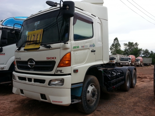 ต้องการขาย หัวลาก HINO 330Hp ปี 53 สนใจโทร ชายโต 081-0569543