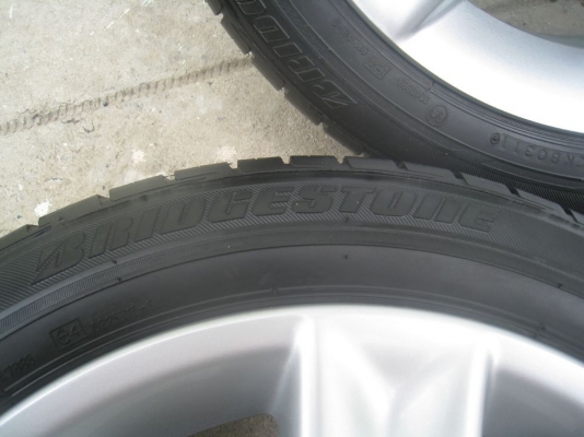 ขายล้อแม็กเดิม toyota yaris 16"x6" 4/100 et51 +ยางปี11 (081-3747940)