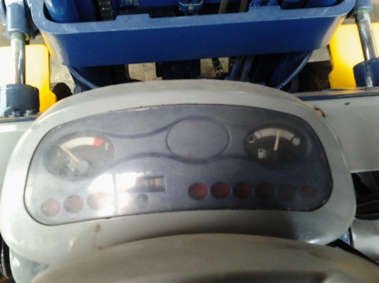 ขายรถยกโฟร์คลิฟท์งา(ฮิ้งฟอร์ค)กระดกได้KOMATSUรุ่นใหม่FD25-12รับประกัน6เดือนราคา390000บาทขายด่วน