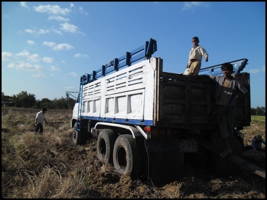 สิบล้อJCM 2เพลาดั้ม ช่วงล่างไอ้หลง สภาพสวยมาก