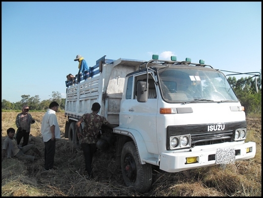 สิบล้อJCM 2เพลาดั้ม ช่วงล่างไอ้หลง สภาพสวยมาก