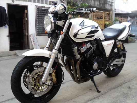 วุฒินนบุรี//CB400/ปี98เวอร์ชั่นSเบ็มโบ้สวยๆท่อสูตรยกยวง(ฟูล)แรงบิดจมไมล์