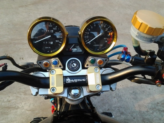 xjr 400 + ทะเบียน ของแต่งล้นๆ ของใหม่เกือบทั้งคัน ต่อรองได้