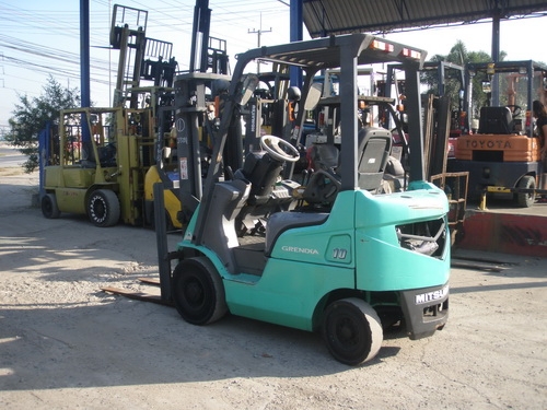 FORKLIFT MITSUBISHI FG10D**  รถนอกนำเข้าจากญี่ปุ่น พึ่งลงจากตู้สด ๆ ร้อน คร๊า สนใจโทรสอบถามหรือเข้ามาดูรถได้ที่ร้านนะคะ