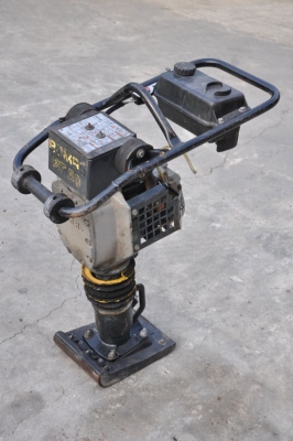 ขายเครื่องตบดิน BOMAG BT50 สภาพสวยเดิมจากญี่ปุ่น ราคาเร้าใจ