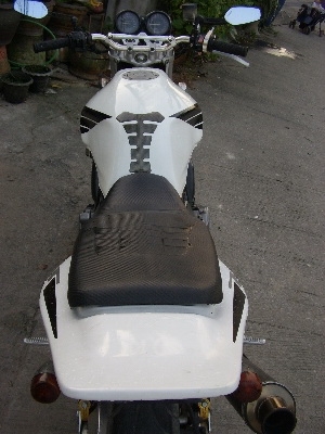 ต้องการขาย CB400 ปี 94 ครับ เครื่องดีเงียบไม่มีปัญหาขับกลับบ้านได้เลย ท่อคาร์บอนเสียงมันๆครับ ยางหน้าใหม่เพิ่งเปลี่ยน ยางหลังยังเหลืออีกเยอะใช้ได้อีกนานครับ เครื่องเงียบเดินเบารอบพันต้นๆไม่มีเยิ่ม สภาพสีขาวดำเดิมๆญี่ปุ่น สนใจโทรมา 0871645903 ราคาคุยกันขาย ต้องการขาย CB400 ปี 94 ครับ เครื่องดีเงียบไม่มีปัญหาขับกลับบ้านได้เลย ท่อคาร์บอนเสียงมันๆครับ ยางหน้าใหม่เพิ่งเปลี่ยน ยางหลังยังเหลืออีกเยอะใช้ได้อีกนานครับ เครื่องเงียบเดินเบารอบพันต้นๆไม่มีเยิ่ม สภาพสีขาวดำเดิมๆญี่ปุ่น สนใจโทรมา 0871645903 ราคาคุยกันขาย