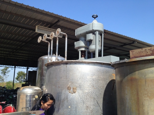 ขายถัง Mix เป็นสแตนเลสมีใบกวนสภาพสวย 1 ใบ ราคาไม่แพง ขายถัง Mix เป็นสแตนเลสมีใบกวนสภาพสวย 1 ใบ ราคาไม่แพง