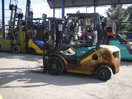 FORKLIFT KOMATSU FG20T-16  รถนอกนำเข้าจากญี่ปุ่น สนใจเข้ามาดูรถหรือโทรสอบถามได้ค่ะ รับรองไม่ผิดหวังค่ะ