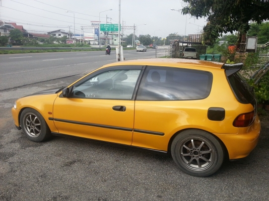 civic 3 door ปี 94  สีเหลือง-ดำ แจ้งลงเล่ม หมดแล้วครับ ทะเบียน ชลบุรี ขฉ5432