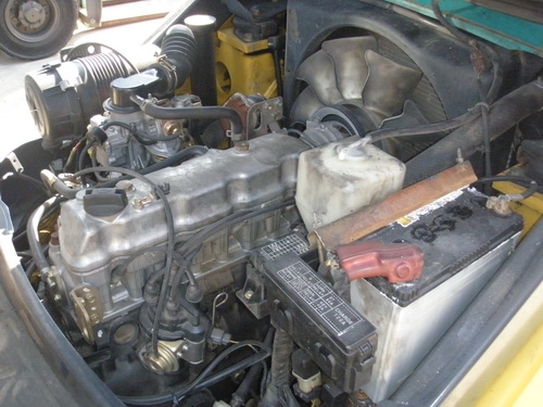 FORKLIFT - KOMATSU FG25W-16  H.F.  รถนอกนำเข้าจากญี่ปุ่น สภาพพร้อมใช้งาน สนใจเข้ามาดูรถหรือโทรสอบถามได้ค่ะ