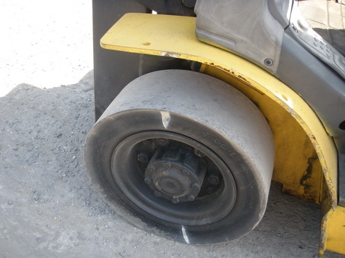 FORKLIFT - KOMATSU FG25W-16  H.F.  รถนอกนำเข้าจากญี่ปุ่น สภาพพร้อมใช้งาน สนใจเข้ามาดูรถหรือโทรสอบถามได้ค่ะ