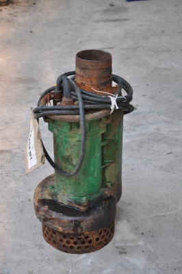 ขายปั้มน้ำ(ดูดโคลน)ไดโว้ ใหญ่ สภาพสวยเดิมจากญี่ปุ่น ราคาเร้าใจ