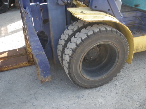 FORKLIFT KOMATSU FD25HT-12  Hingfork  รถนอกนำเข้าจากญี่ปุ่น รถสวยมาก ๆ ค่ะ สภาพพร้อมใช้งาน