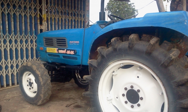 ขายแชม์42แรง2เพลาพร้อมผาน6ตราช้าง