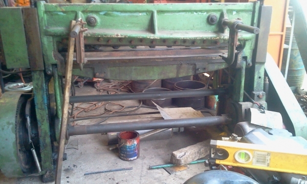 ขายแท่นตัดเลส