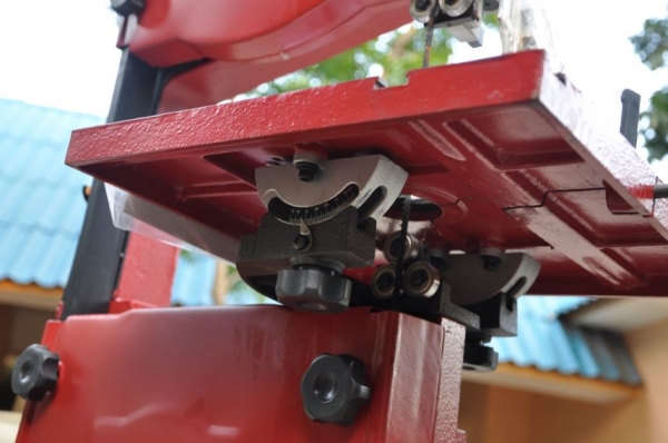 ขาย แท่นตัด มอเตอร์ อุปกรณ์ครบ (เปิดตู้ญี่ปุ่น)ติดมา1ตัว ใหม่ ราคาเร้าใจ