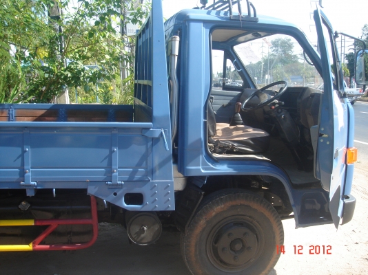 ISUZU NPR 115 5น็อต ทำสีใหม่ทั้งคันพร้อมใช้งานได้เลย โทร 081-6005999