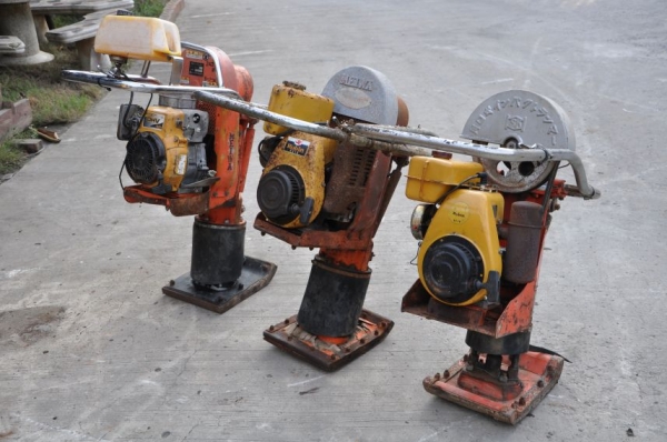 ขายเครื่อง ตบดิน(กระโดด) ROBIN สภาพสวยเดิมจากญี่ปุ่น ราคาเร้าใจ