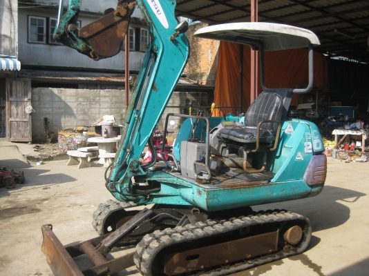 ขายรถขุดดินBACKHOE KOMATSU PC20-7 เก่านอกพร้อมใช้งาน