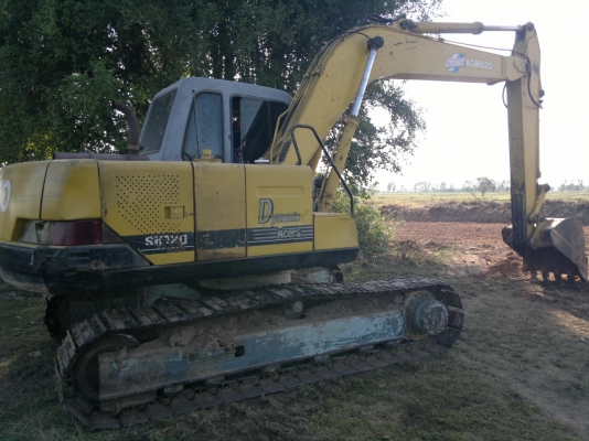 ขายรถแบคโฮ KOBELCO SK-120-T เก๋งเทา เล่มทะเบียน ไฟฟ้ามี รถสวย ใช้งานอยู่ สนใจโทร