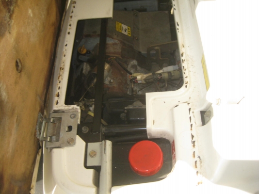 ขายรถกอล์ฟ HITACHI 4ที่นั่ง พร้อมใช้งาน