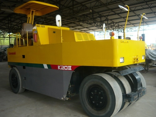 รถบด 9 ล้อยาง Kawasaki KR20 เก่านอกนำเข้าจากญี่ปุ่น สภาพเดิมๆ ไม่มีที่ติ พร้อมลุยงานทุุกสถานะ รถบด 9 ล้อยาง Kawasaki KR20 เก่านอกนำเข้าจากญี่ปุ่น สภาพเดิมๆ ไม่มีที่ติ พร้อมลุยงานทุุกสถานะ