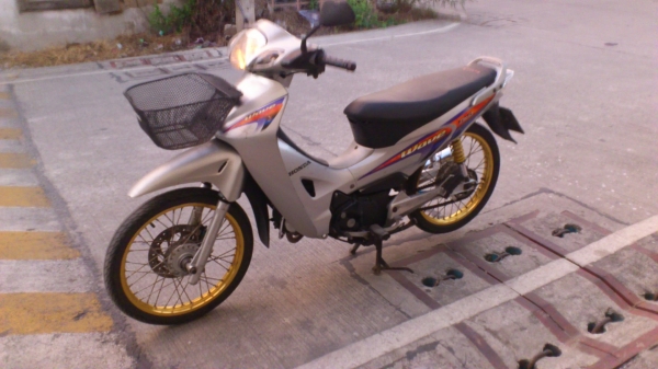 ขาย WAVE125s ปี46 สีเทา เครื่องแน่นมากเดิมๆ รถบ้านแท้ๆ ทะเบียนไม่ขาด เอกสารครบพร้อมโอน สนใจโทร0875533323 เดี่ยวโมบาย ขาย WAVE125s ปี46 สีเทา เครื่องแน่นมากเดิมๆ รถบ้านแท้ๆ ทะเบียนไม่ขาด เอกสารครบพร้อมโอน สนใจโทร0875533323 เดี่ยวโมบาย