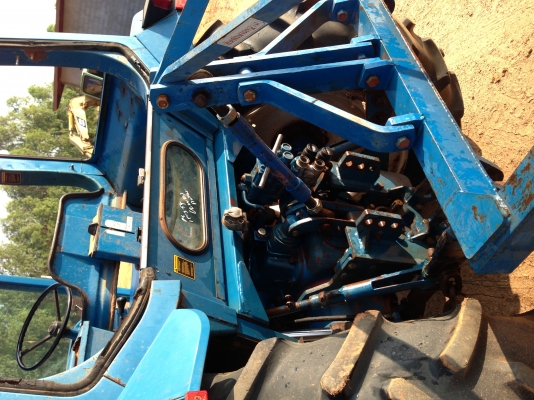 ขายรถไถฟอร์ด(เฉพาะตัวรถ) ขายรถไถฟอร์ด(เฉพาะตัวรถ)