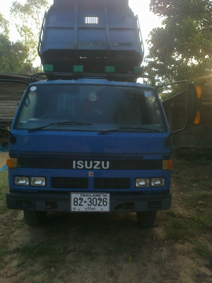 ขายรถบรรทุกดั้ม อิซูซุ 115 ช่วงล่าง F ครับ ราคาต่อรองได้ รถอยู่โคราช ครับ