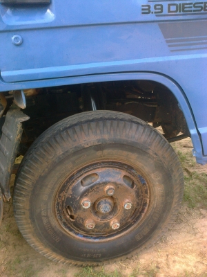 ขายรถบรรทุกดั้ม อิซูซุ 115 ช่วงล่าง F ครับ ราคาต่อรองได้ รถอยู่โคราช ครับ