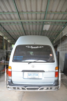 ขาย รถตู้แวน V.I.P  สภาพดี หัวจรวด ปี 2004 ราคาบ้านๆ กันเองๆ