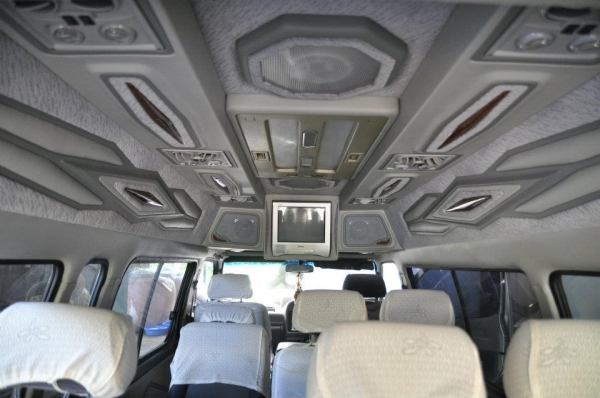 ขาย รถตู้แวน V.I.P  สภาพดี หัวจรวด ปี 2004 ราคาบ้านๆ กันเองๆ