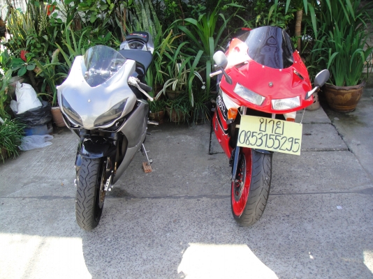 ขายแพ็คคู่ ครับ cbr400 ทะเบียนแท้ แฟริ่ง 1,000rr สี เทา-ดำ cbr400ทะเบียนแท้ สี แดง-ดำ แฟริ่งแต่ ราคาเบา เพียง 145,000 สนใจ ติดต่อ 0853155295