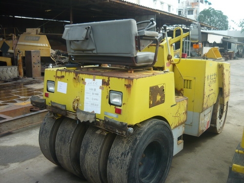 รถบด 5 ตัน Sakai TW500-10545 นำเข้าจากญี่ปุ่น สภาพเดิมๆ ยังไม่ผ่านการใช้งานในไทย ตรวจเช็คระบบให้ทั้งคันพร้อมลุยงานทุุกสถานะ เอกสารครบ พร้อมจัดไฟแนนท์ รถบด 5 ตัน Sakai TW500-10545 นำเข้าจากญี่ปุ่น สภาพเดิมๆ ยังไม่ผ่านการใช้งานในไทย ตรวจเช็คระบบให้ทั้งคันพร้อมลุยงานทุุกสถานะ เอกสารครบ พร้อมจัดไฟแนนท์