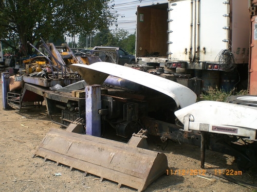 รถเครน 3 ปลอก 1 ชัก 6 ล้อ 175 แรงม้า