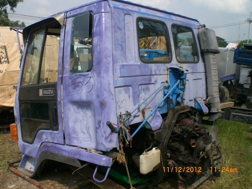 รถเครน 3 ปลอก 1 ชัก 6 ล้อ 175 แรงม้า