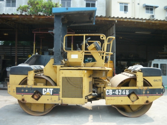 รถบดสั่นสะเทือน 7 ตัน Cat CB-434B รถนอก นำเข้าจากญี่ปุ่นโดยตรง สภาพเดิมๆ พร้อมลุยงาน เอกสารครบพร้อมจัดไฟแนนท์
