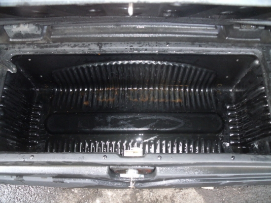 ขาย กล่อง MAXBOX by maxliner กับ แหร็กหลังคาของSammitr. ขาย กล่อง MAXBOX by maxliner กับ แหร็กหลังคาของSammitr.