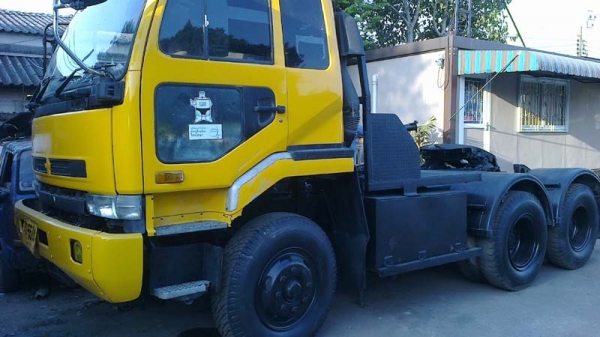 Nissan CW51GT เครื่อง RD8 E/320 หัวลากพร้อมใช้