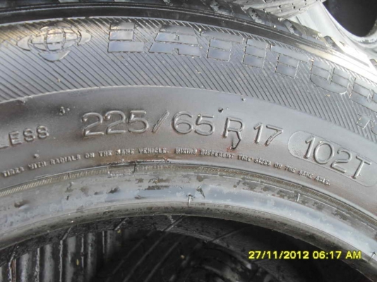 ยาง michelin latitude225/65 R 17 ปี10 ชุด4เส้น 2,400บาท