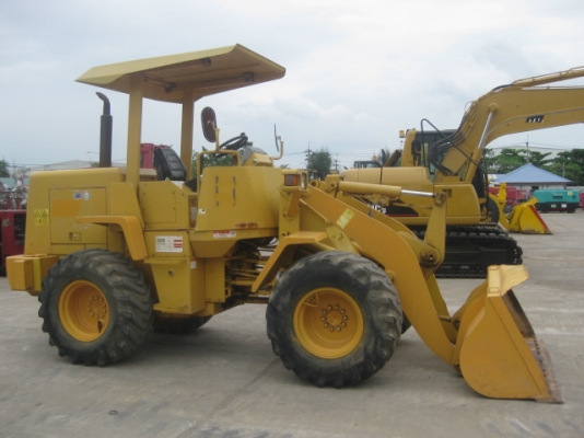 รถตักล้อยางเก่านอกKOMATSU-WA80-3