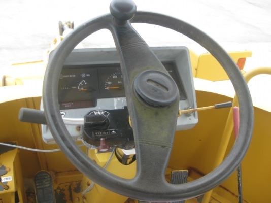 รถตักล้อยางเก่านอกKOMATSU-WA80-3 รถตักล้อยางเก่านอกKOMATSU-WA80-3